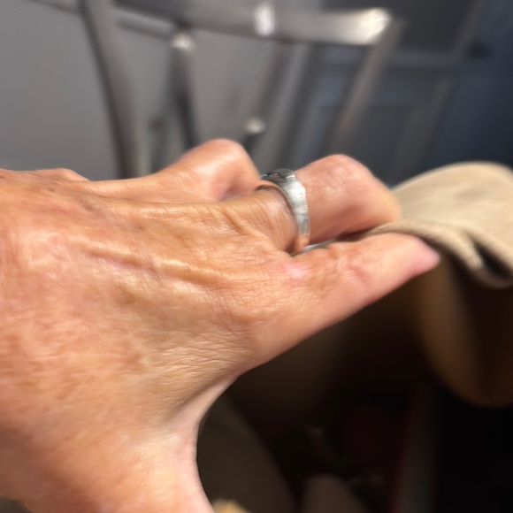 Elegant Tan Suede Women's Bag - Picture 7 of 8